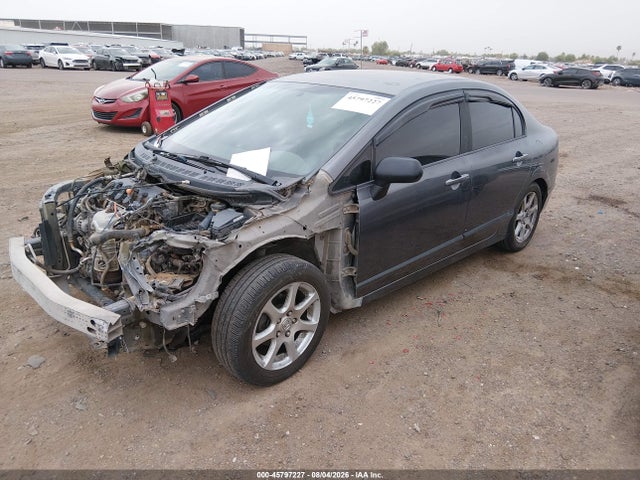 2010 Honda CIVIC LX — фото 2