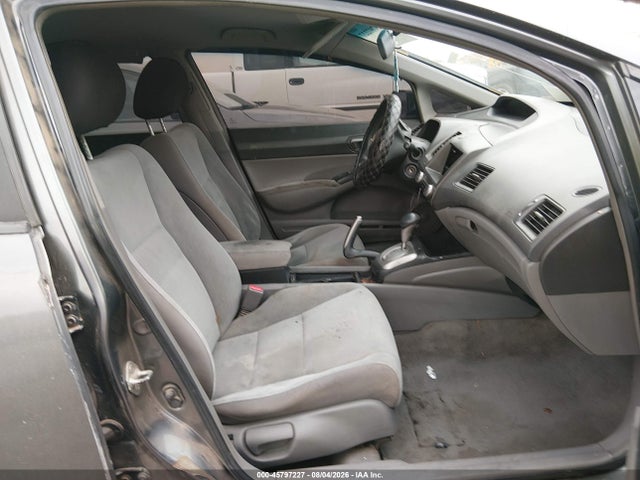 2010 Honda CIVIC LX — фото 5