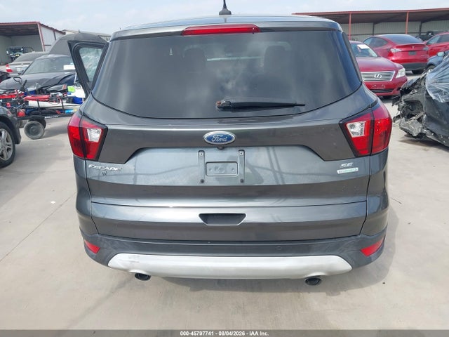 2019 FORD ESCAPE SE 16