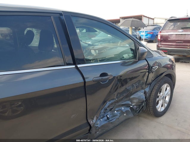 2019 FORD ESCAPE SE 19