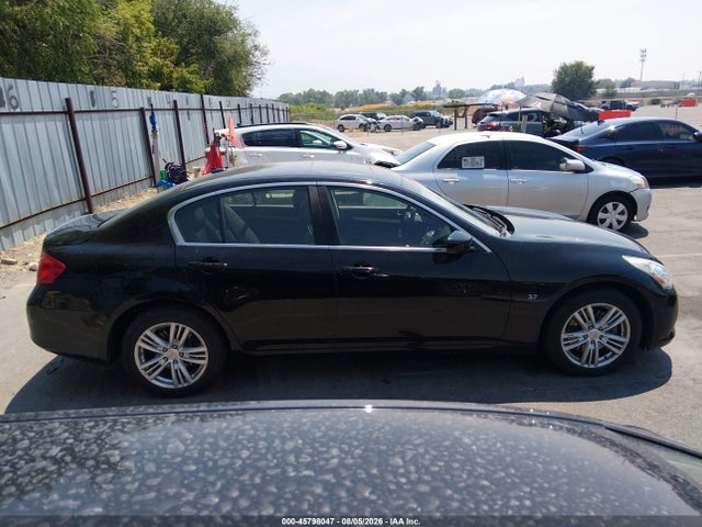 صورة 13 لـ 2015 Infiniti Q40
