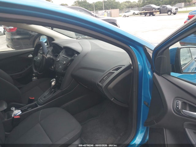 2015 FORD FOCUS SE 照片 5