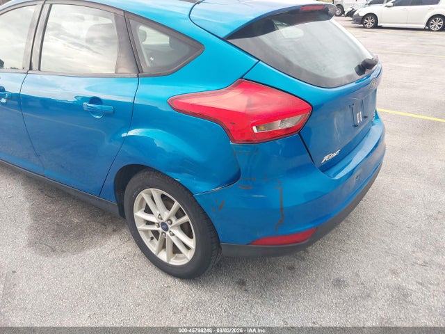 2015 FORD FOCUS SE 照片 6