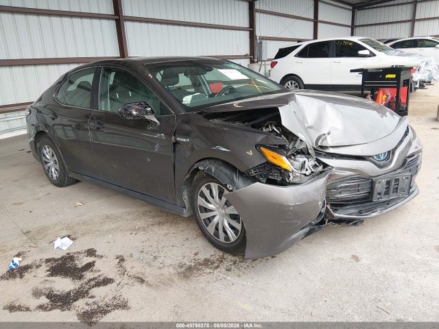 2018 TOYOTA CAMRY LE