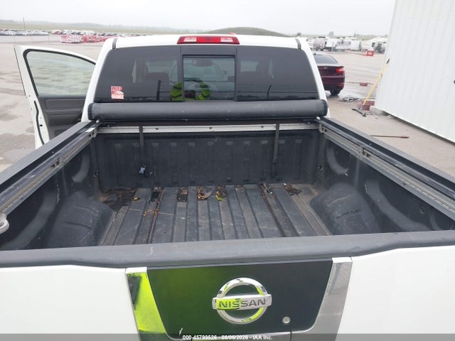 2004 Nissan TITAN LE — миниатюра 17