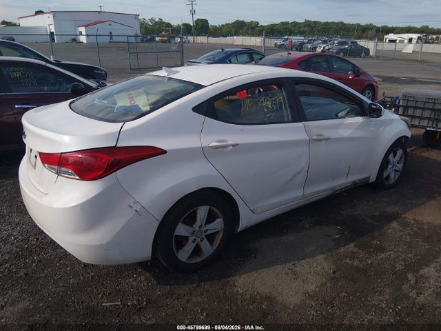 2012 Hyundai ELANTRA GLS 照片 4