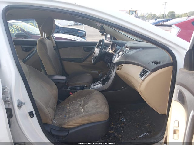 2012 Hyundai ELANTRA GLS 照片 5