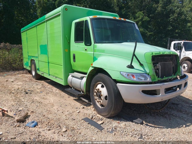 2006 INTERNATIONAL 4000 4300