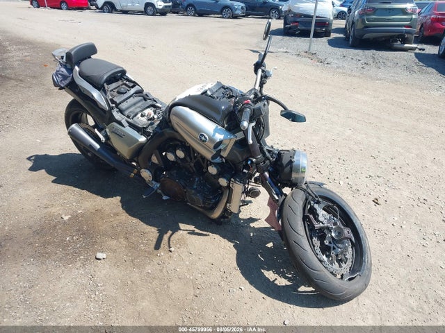2009 YAMAHA VMX17 