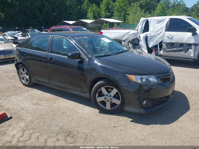 2012 TOYOTA CAMRY SE