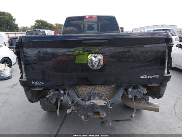 2022 RAM 2500 TRADESMAN 4X4 8' BOX 17