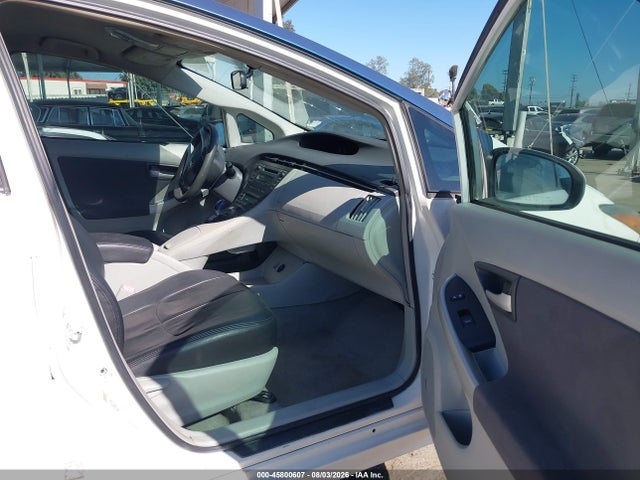 2010 Toyota PRIUS II photo 5