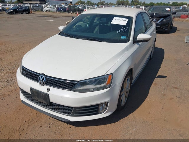 2012 Volkswagen JETTA GLI photo 2