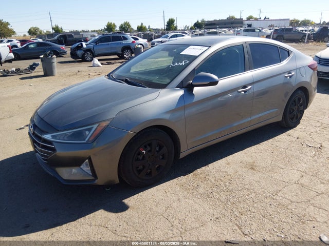 2019 Hyundai ELANTRA SE photo 2