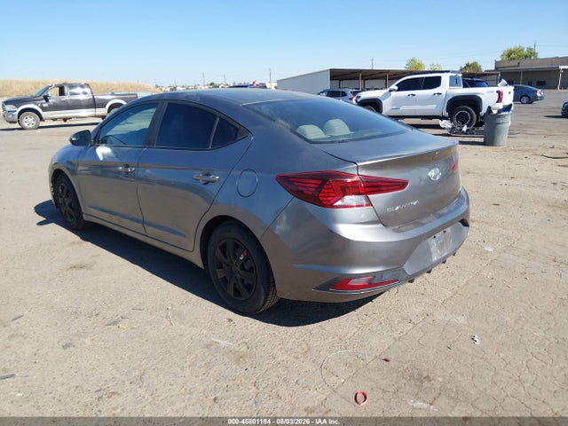 2019 Hyundai ELANTRA SE photo 3