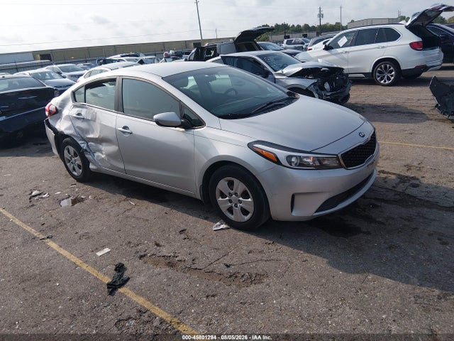 2017 KIA FORTE LX