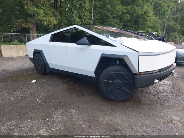 2025 TESLA CYBERTRUCK CYBERBEAST