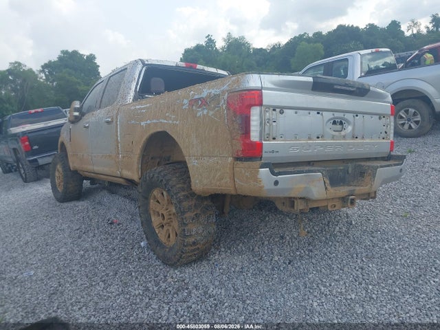 صورة 3 لـ 2017 FORD F-250 PLATINUM