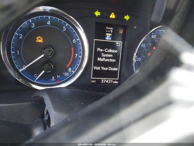 2017 TOYOTA COROLLA SE 7