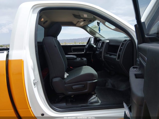 صورة 5 لـ 2022 RAM 1500 CLASSIC TRADESMAN 4X2 8' BOX