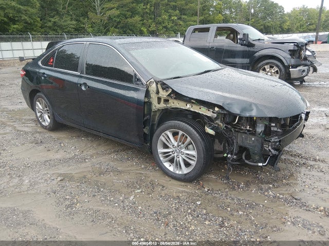 2016 TOYOTA CAMRY SE
