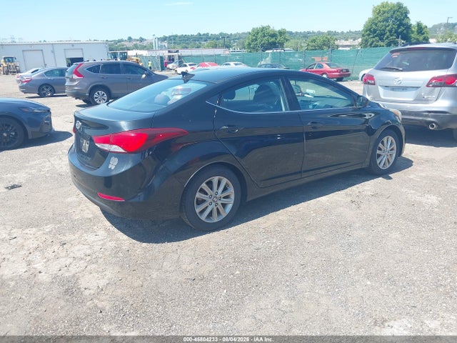 2015 Hyundai ELANTRA SE 照片 4