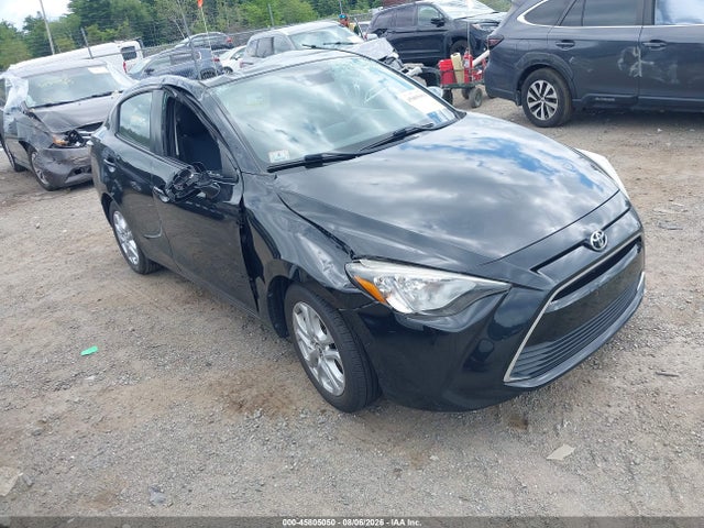 2018 TOYOTA YARIS 
