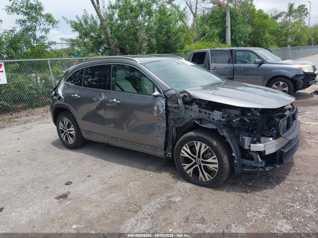 2025 MERCEDES-BENZ GLA 250 4MATIC