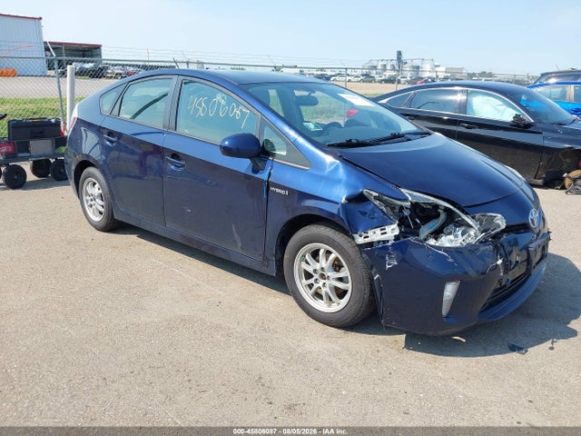 2014 TOYOTA PRIUS FOUR