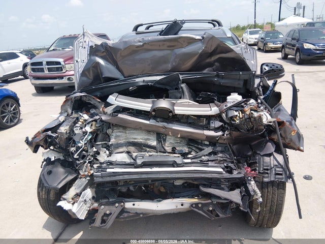 2019 TOYOTA HIGHLANDER XLE 12
