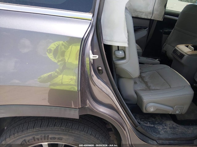 2019 TOYOTA HIGHLANDER XLE 8