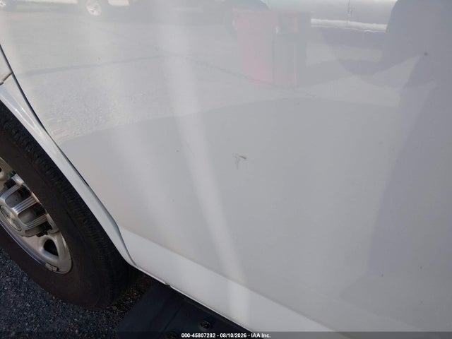 2018 CHEVROLET EXPRESS 2500 LS 13