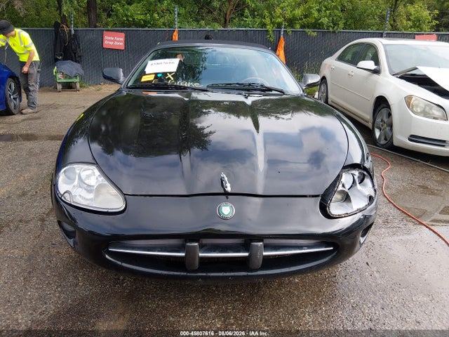 1997 Jaguar XK8 — фото 13