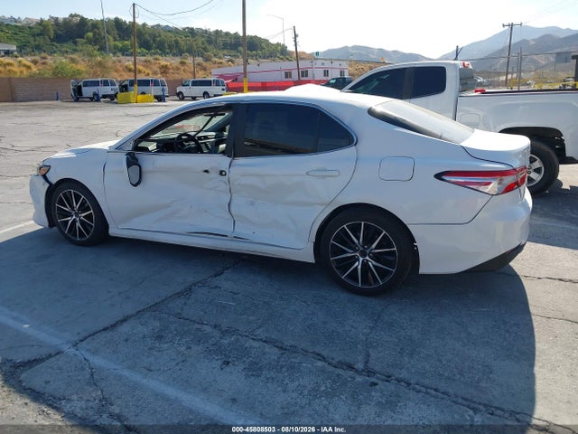 2018 TOYOTA CAMRY LE 14