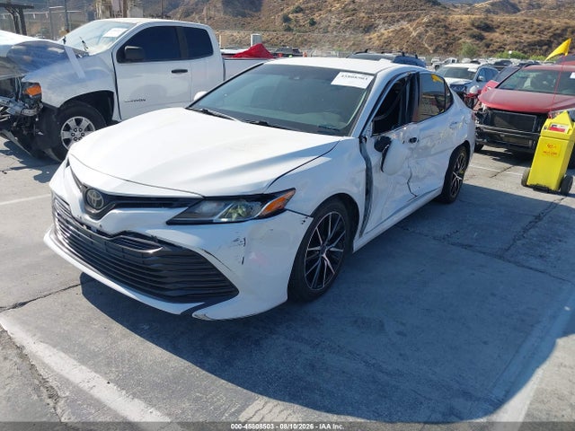 2018 TOYOTA CAMRY LE 2