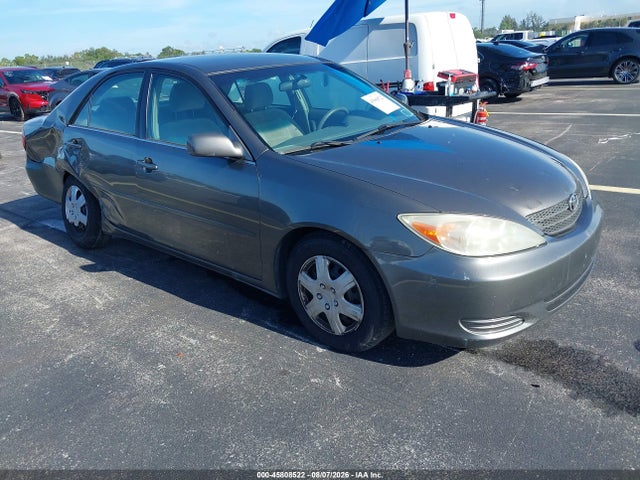 2002 TOYOTA CAMRY LE