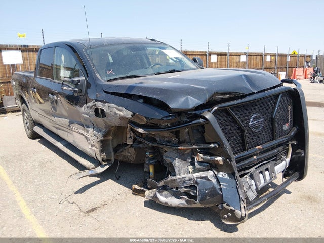 2019 NISSAN TITAN PRO-4X DIESEL