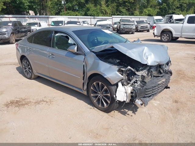 2016 TOYOTA AVALON XLE