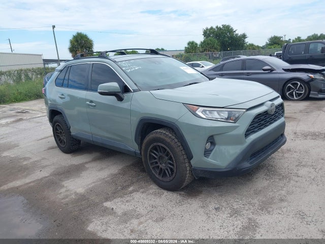 2019 TOYOTA RAV4 XLE