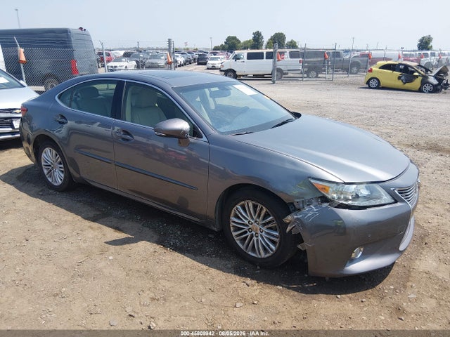 2013 LEXUS ES 
