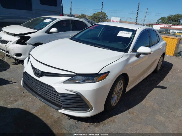 صورة 2 لـ 2022 Toyota CAMRY LE
