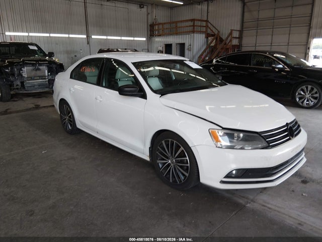 2015 VOLKSWAGEN JETTA 1.8T SPORT