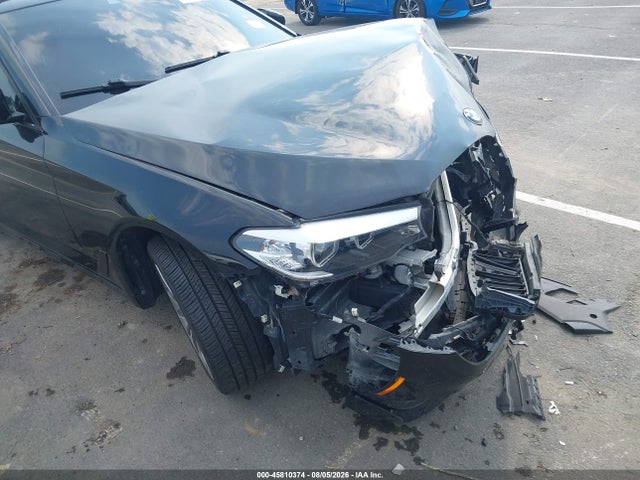2019 BMW 540I 17