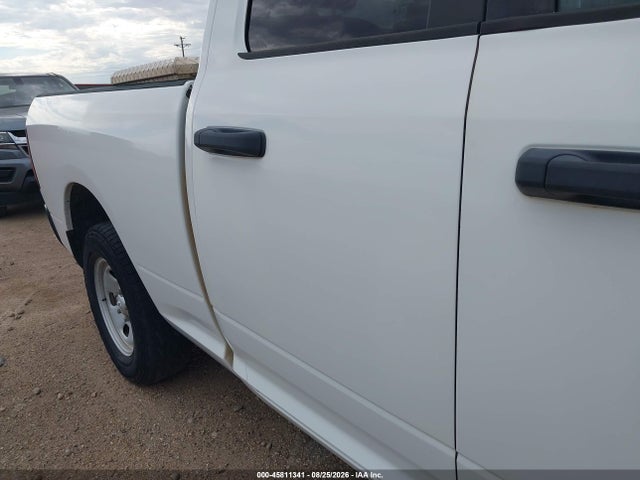 صورة 16 لـ 2017 RAM 1500 TRADESMAN 4X4 6'4 BOX