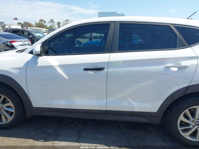2018 HYUNDAI TUCSON SE 15