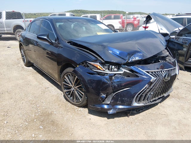 2025 LEXUS ES 
