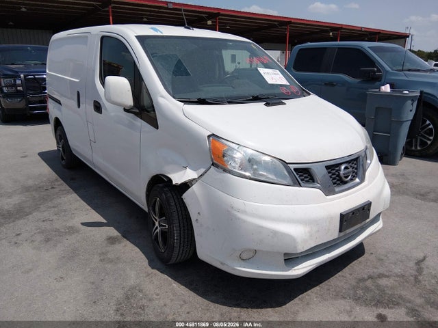 2019 NISSAN NV SV