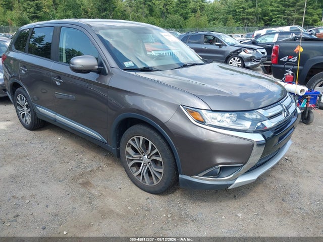 2016 MITSUBISHI OUTLANDER SE