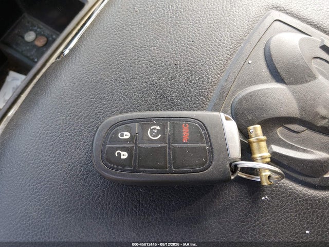 2014 RAM 1500 LARAMIE 照片 11