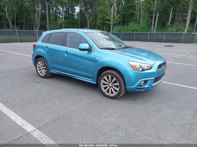 2011 MITSUBISHI OUTLANDER SE